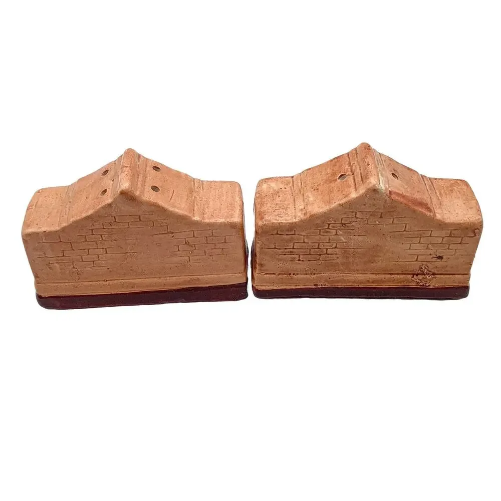 Vintage Salt & Pepper Shakers: THE ALAMO San Antonio Texas Ceramic Set